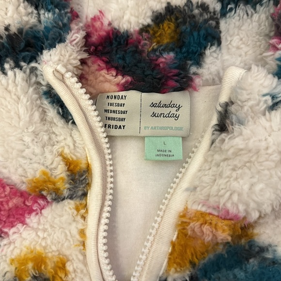 Cozy floral printed Anthropologie Sherpa quarter zip - Picture 3 of 3